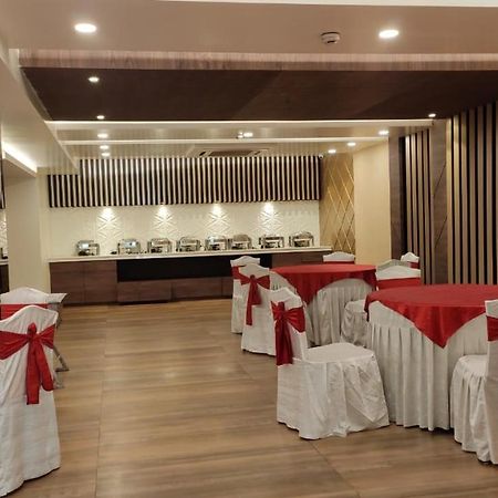 Hotel Poseidon Inn Lucknow Exterior photo
