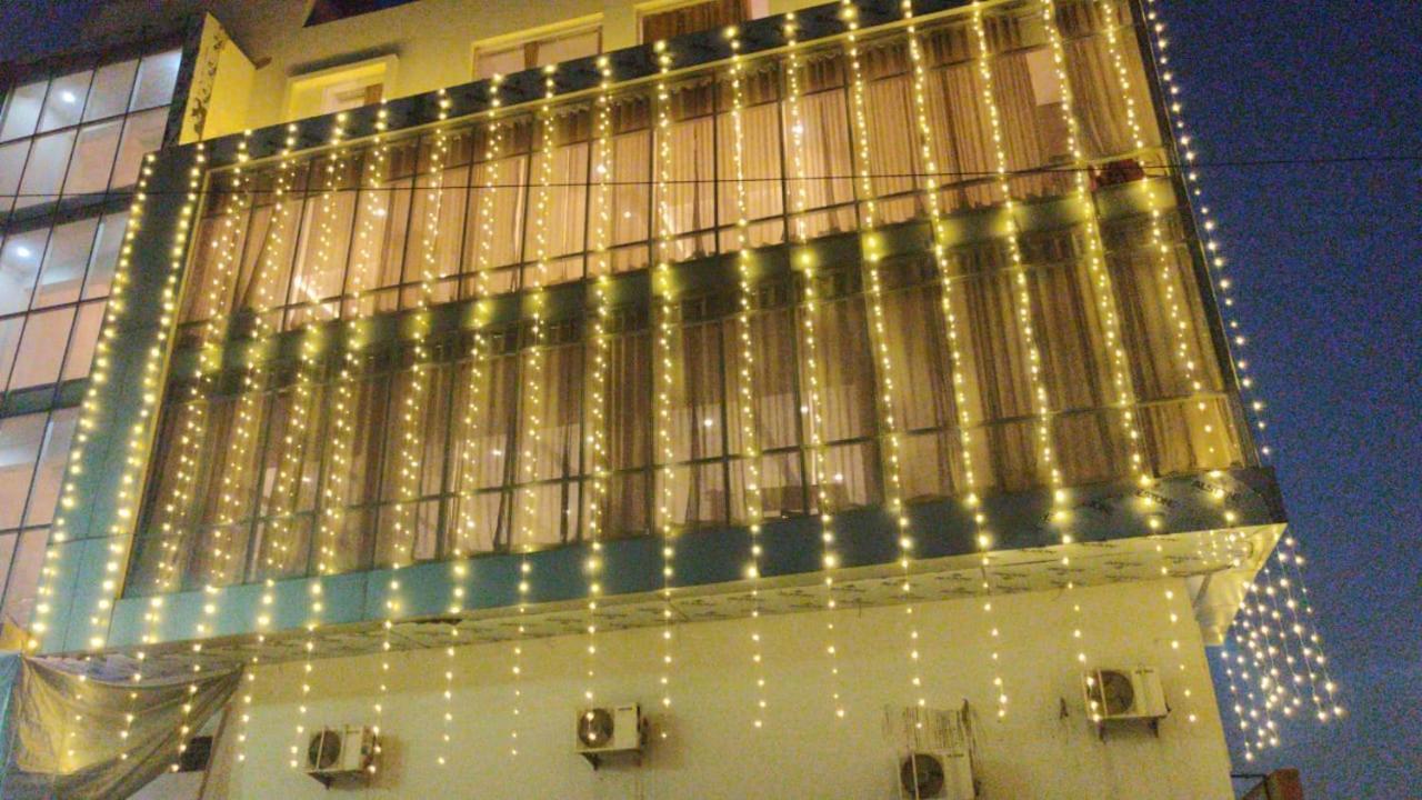 Hotel Poseidon Inn Lucknow Exterior photo